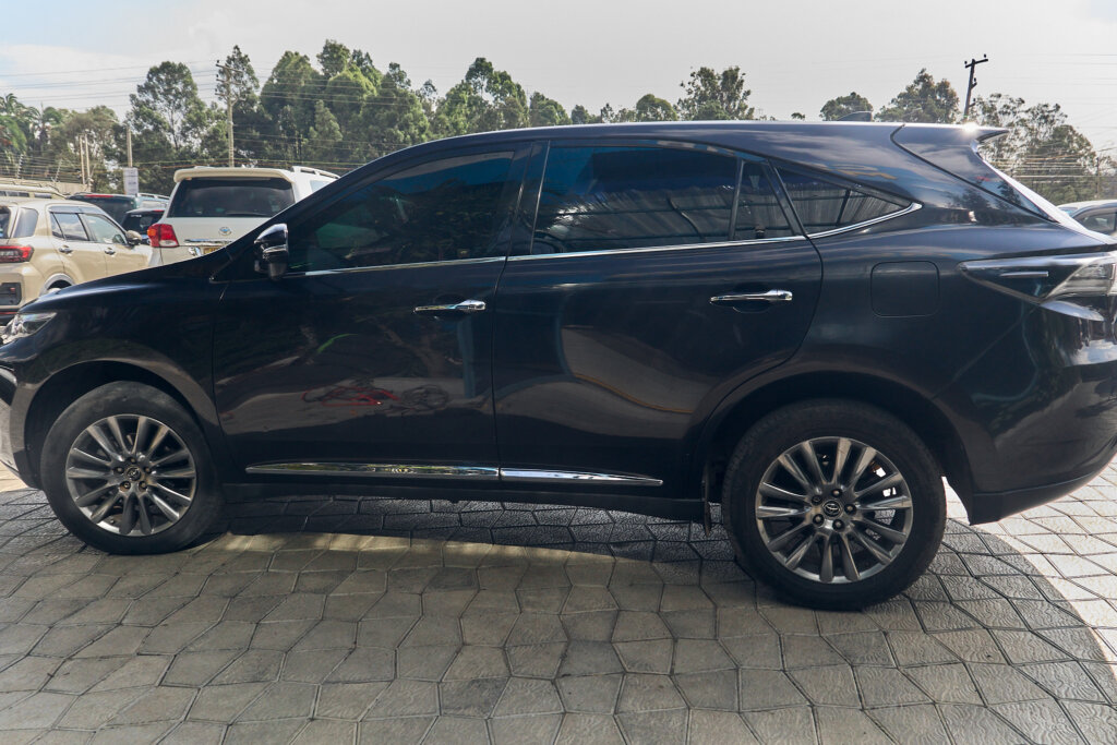 2014 Toyota Harrier