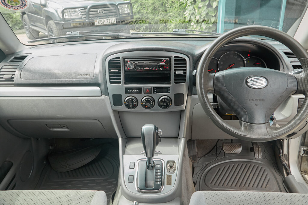 2005 Suzuki Escudo