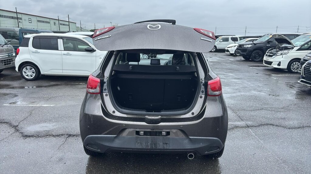 2019 Mazda Demio