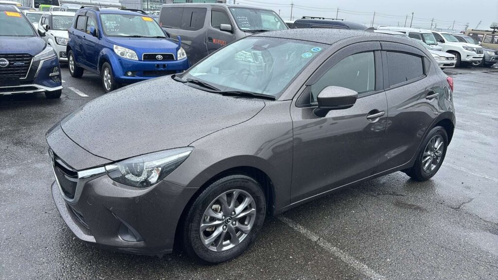 2019 Mazda Demio
