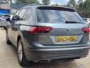 2020 Volkswagen Tiguan thumbnail