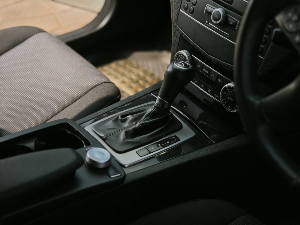 2011 Mercedes Benz C200