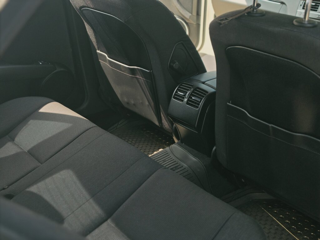 2011 Mercedes Benz C200