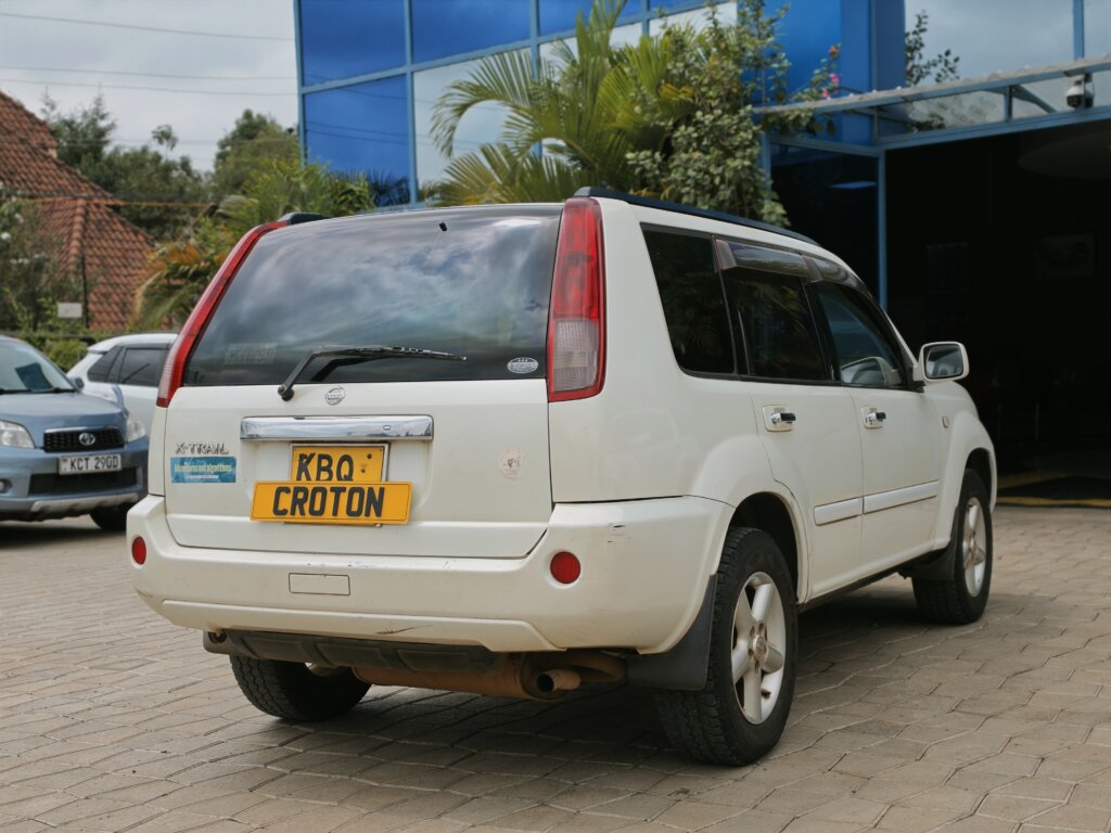 2005 Nissan X-Trail