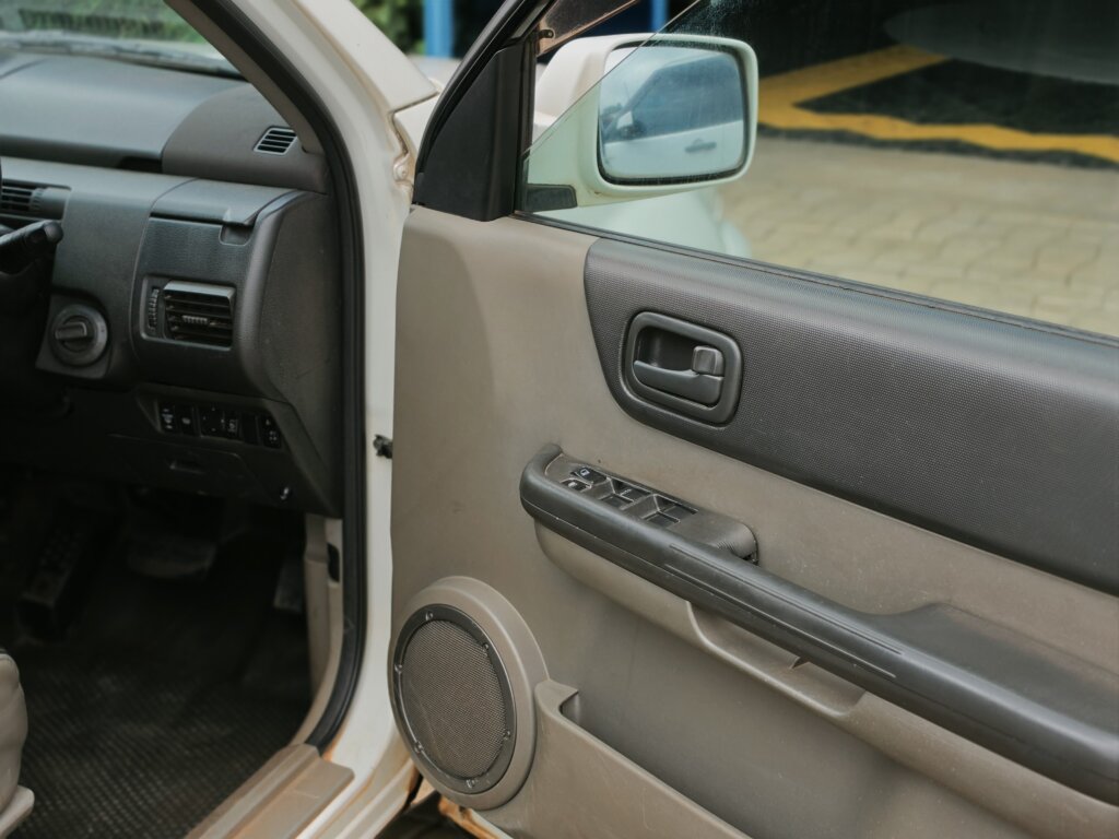 2005 Nissan X-Trail