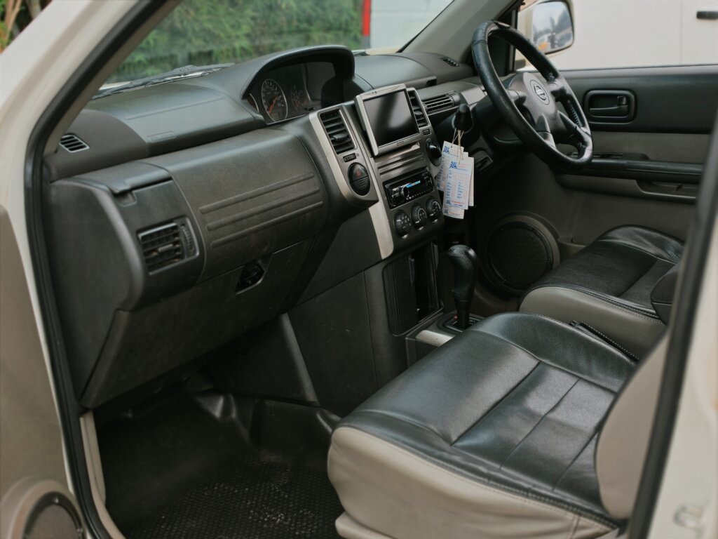 2005 Nissan X-Trail