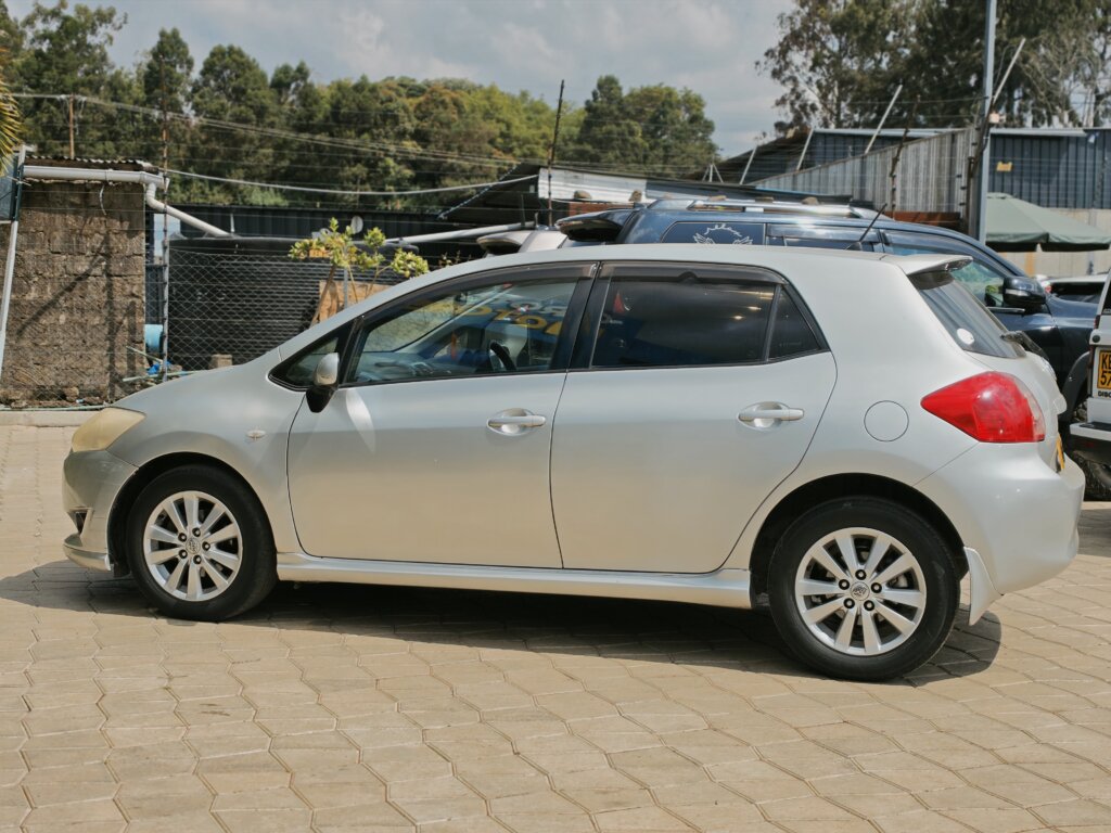 2008 Toyota Auris