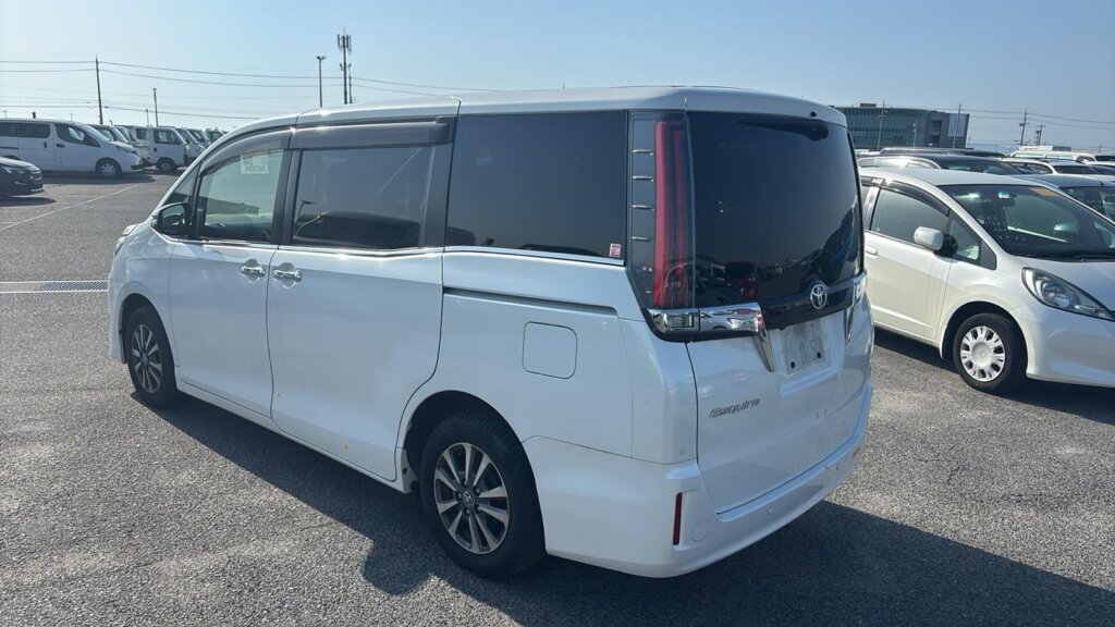 2019 Toyota Esquire
