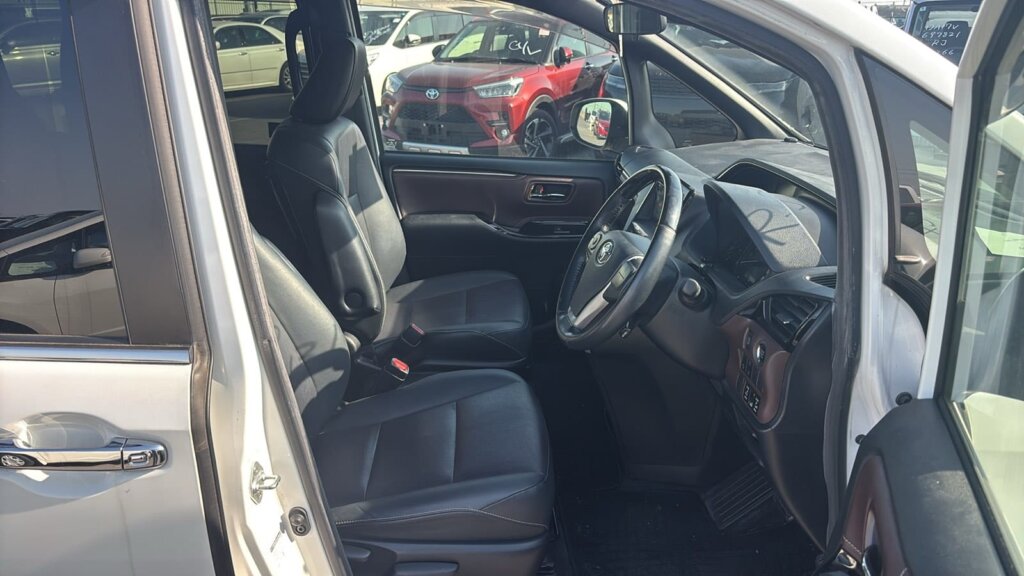 2019 Toyota Esquire
