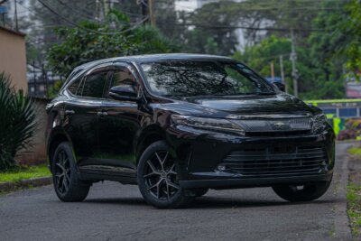 Image of 2020 Toyota Harrier with sunroof for sale in Nairobi