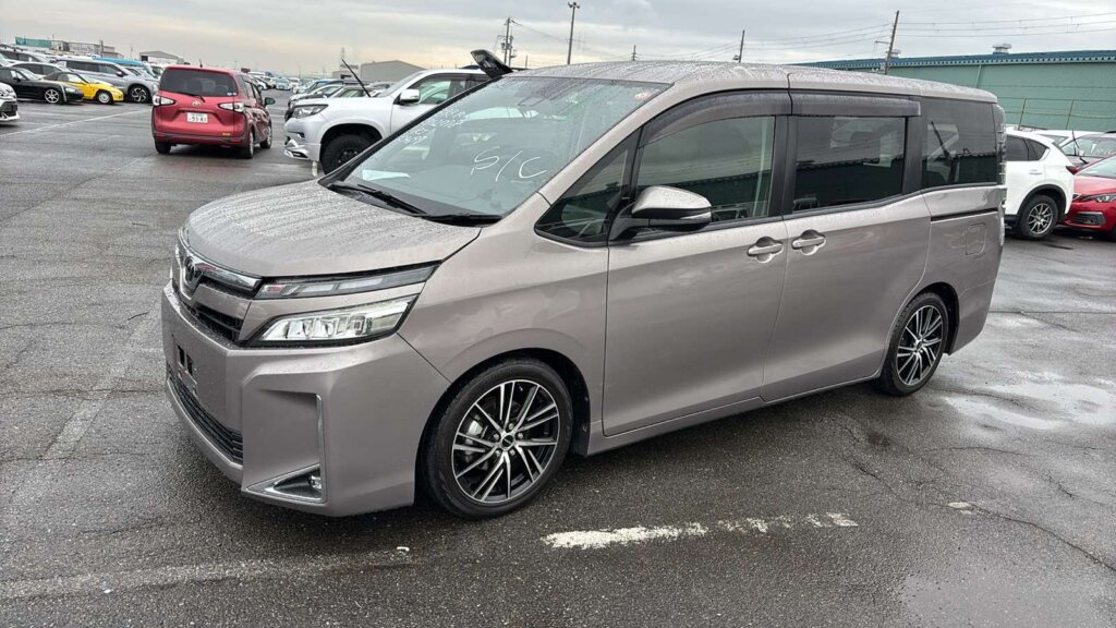 2019 Toyota Voxy