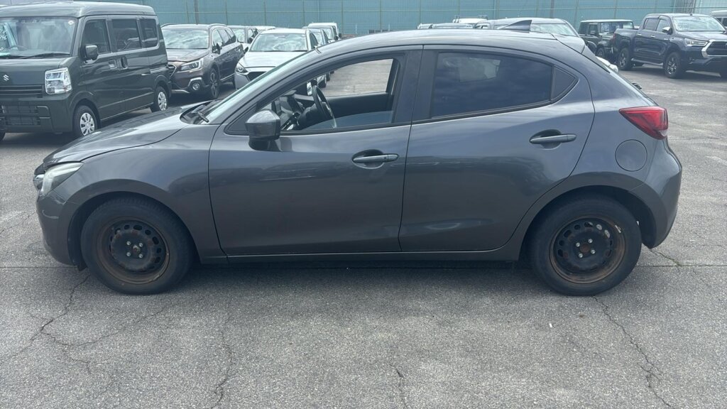 2019 Mazda Demio