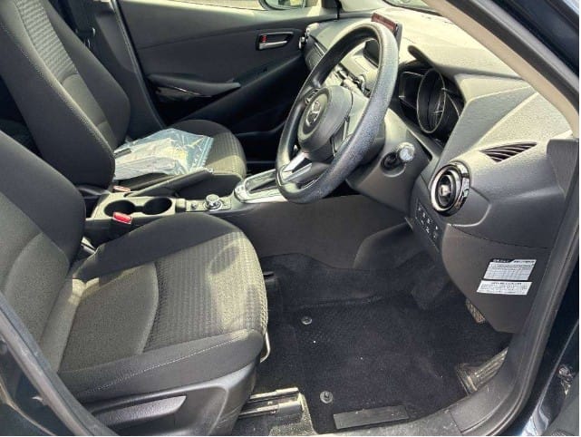 2019 Mazda Demio