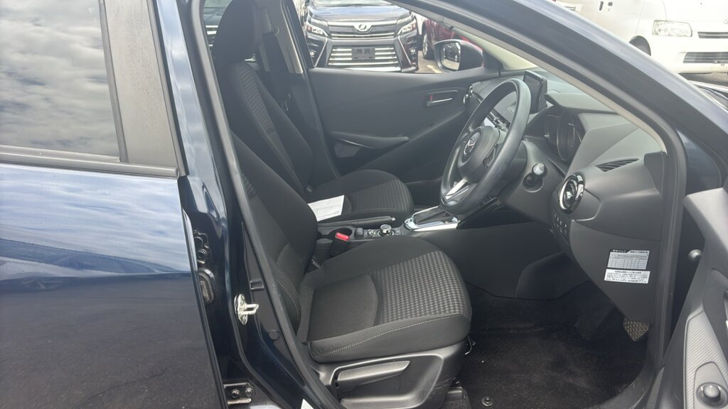 2019 Mazda Demio