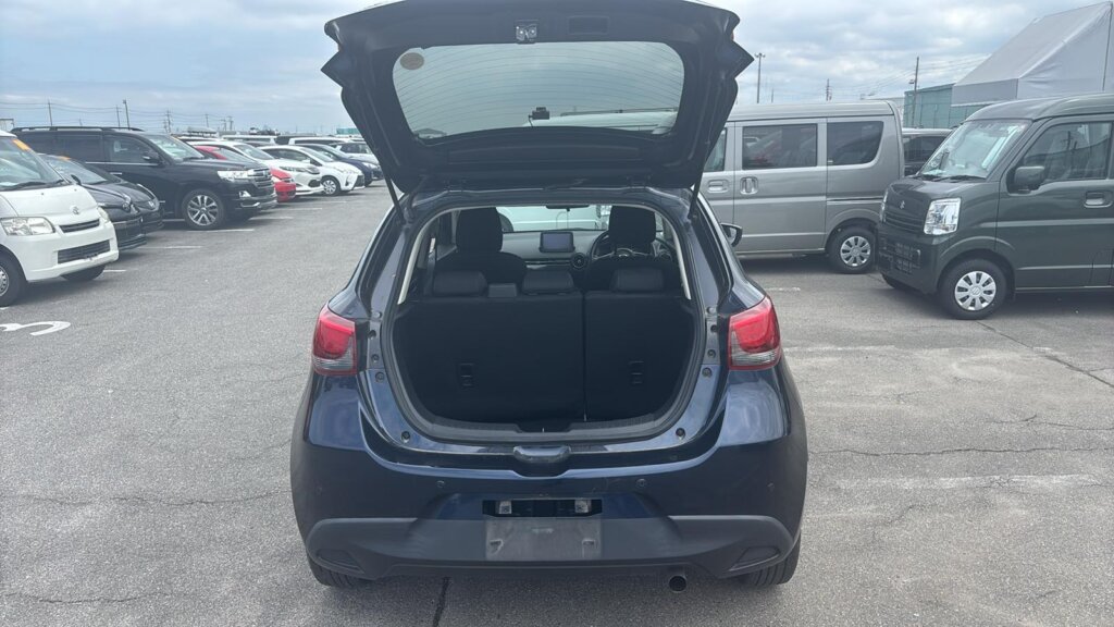 2019 Mazda Demio