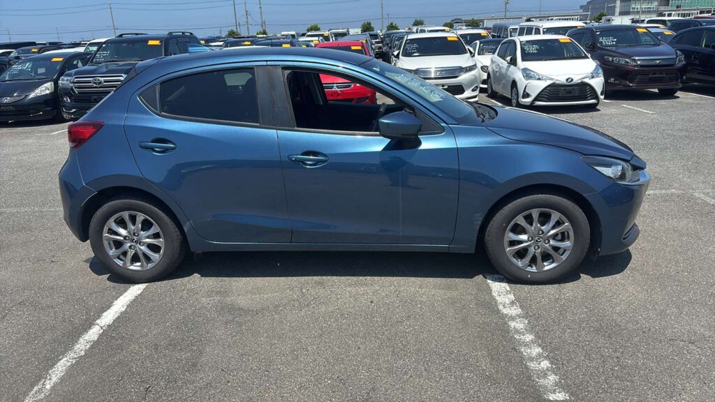2019 Mazda 2