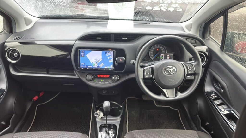 2019 Toyota Vitz Hybrid