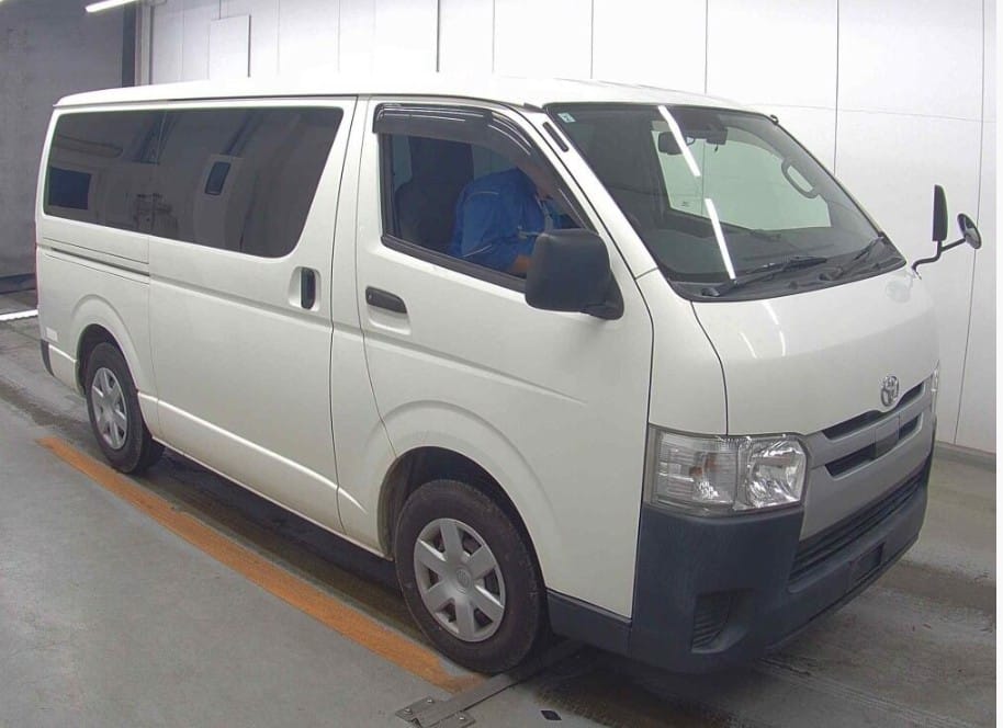 2019 Toyota Hiace DX