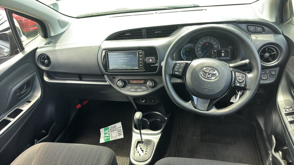 2019 Toyota Vitz Hybrid