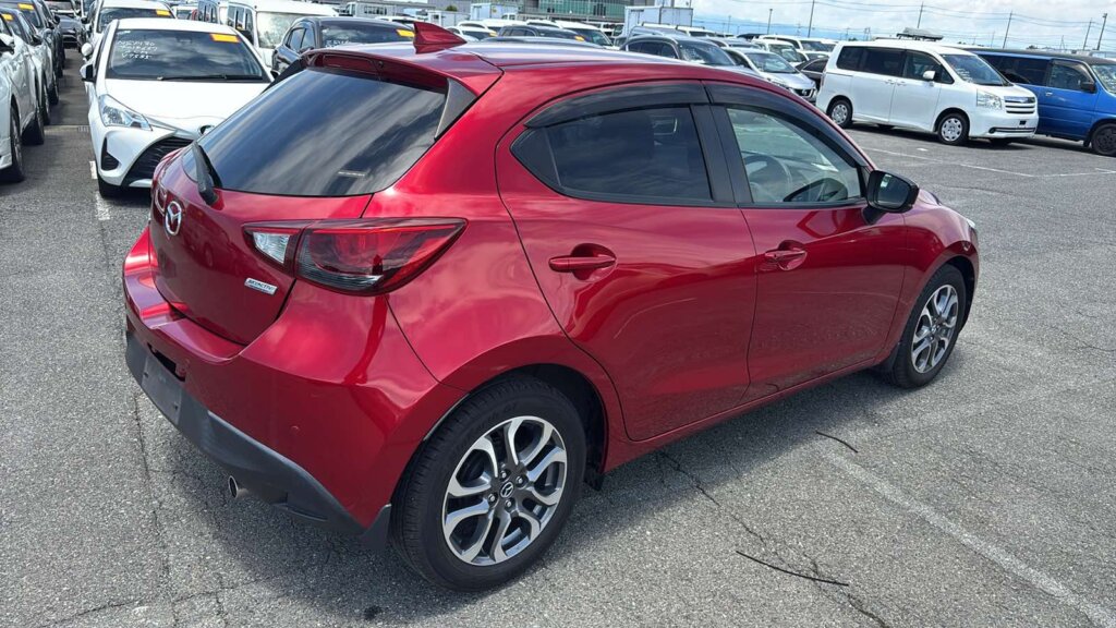2019 Mazda Demio