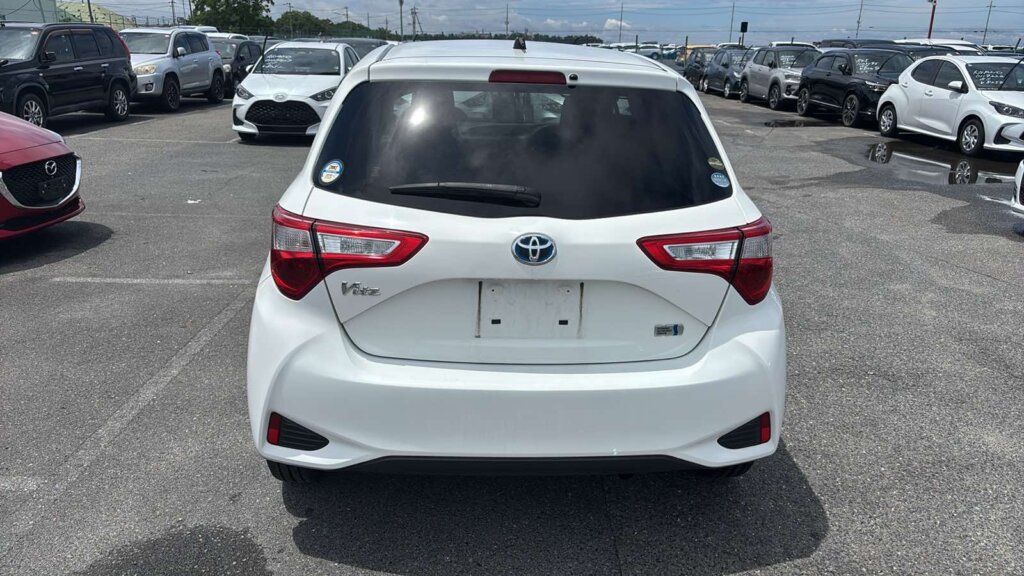 2019 Toyota Vitz Hybrid