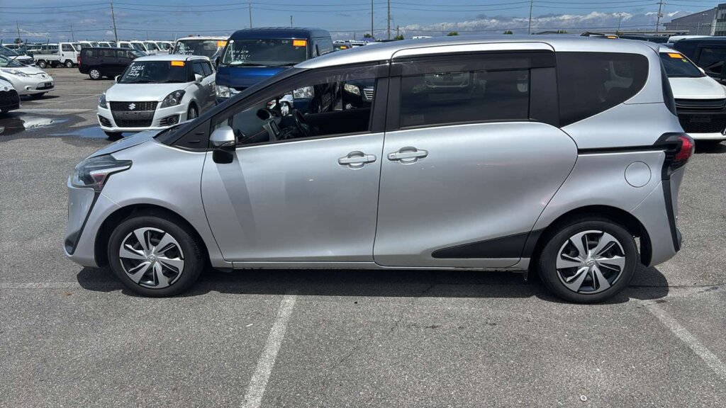 2019 Toyota Sienta