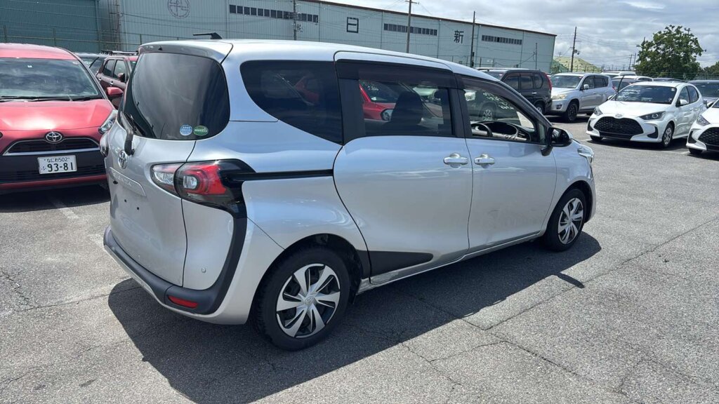 2019 Toyota Sienta