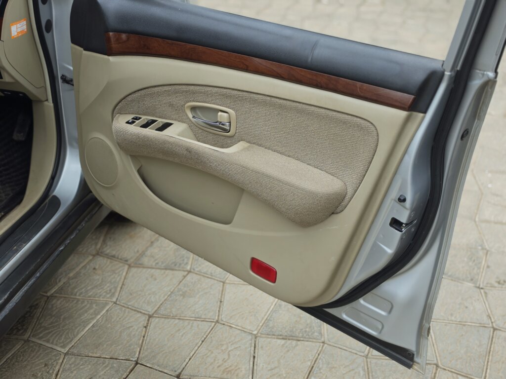 2012 Nissan Bluebird Sylphy
