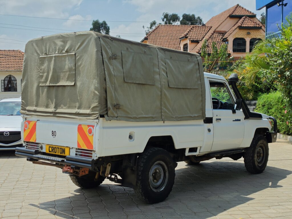2014 Toyota Landcruiser 70 Series Pickup