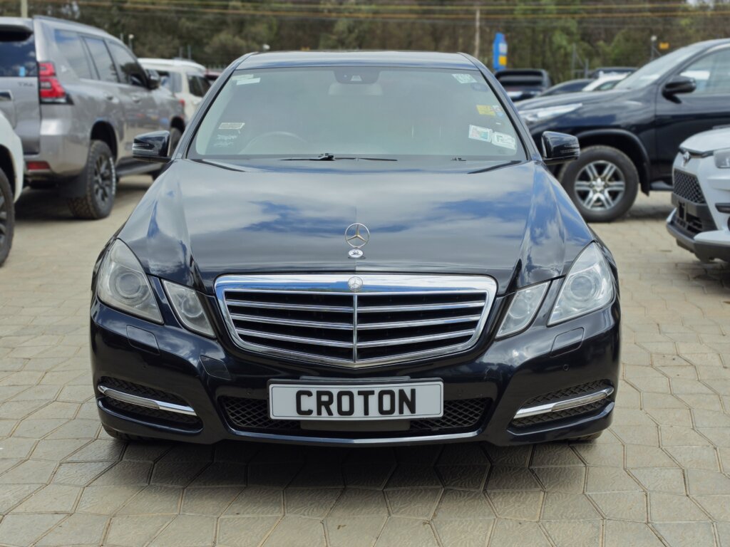 2011 Mercedes E300