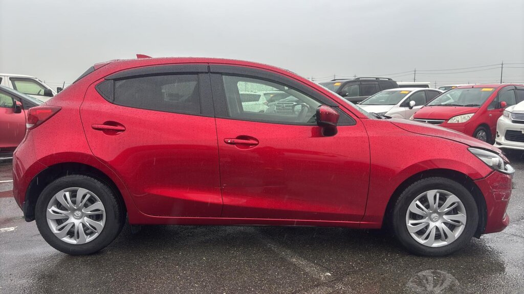 2020 Mazda 2