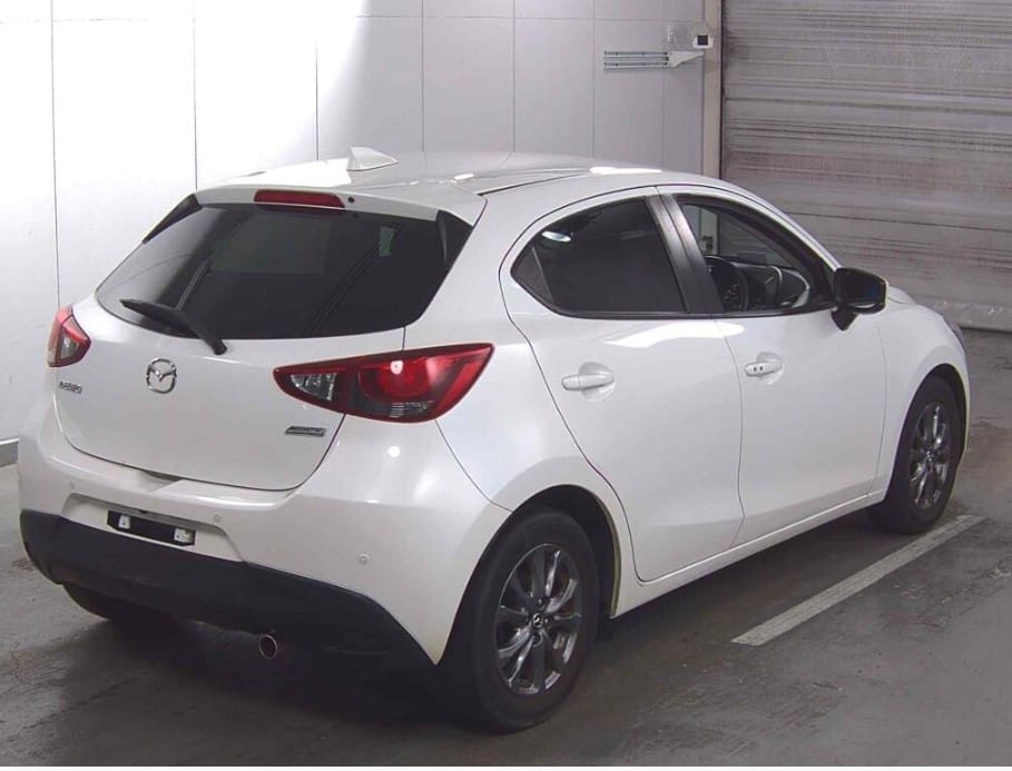 2019 Mazda Demio
