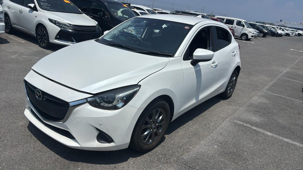 2019 Mazda Demio