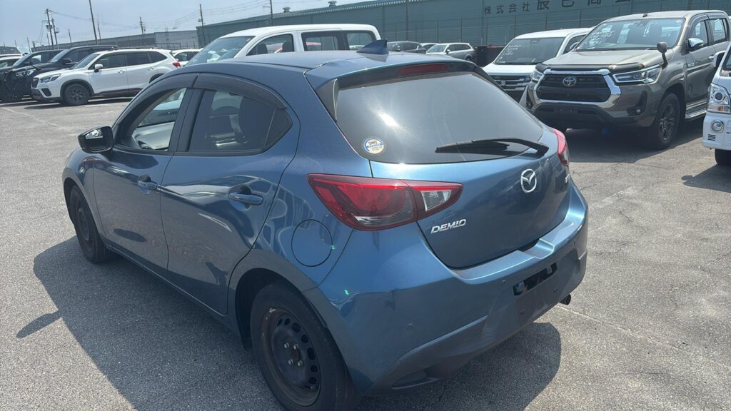 2019 Mazda Demio