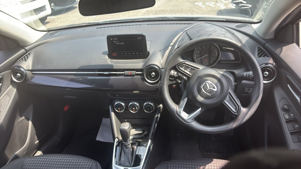 2019 Mazda Demio