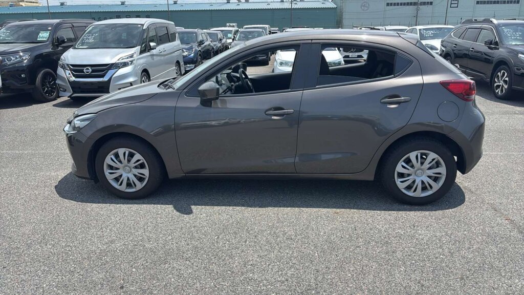 2020 Mazda 2