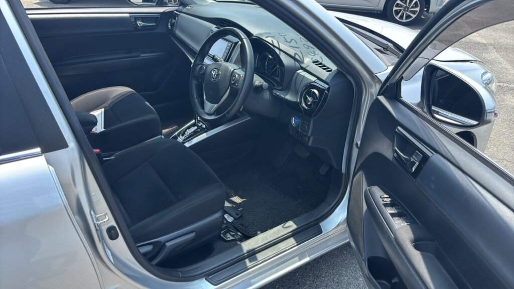 2019 Toyota Fielder Hybrid